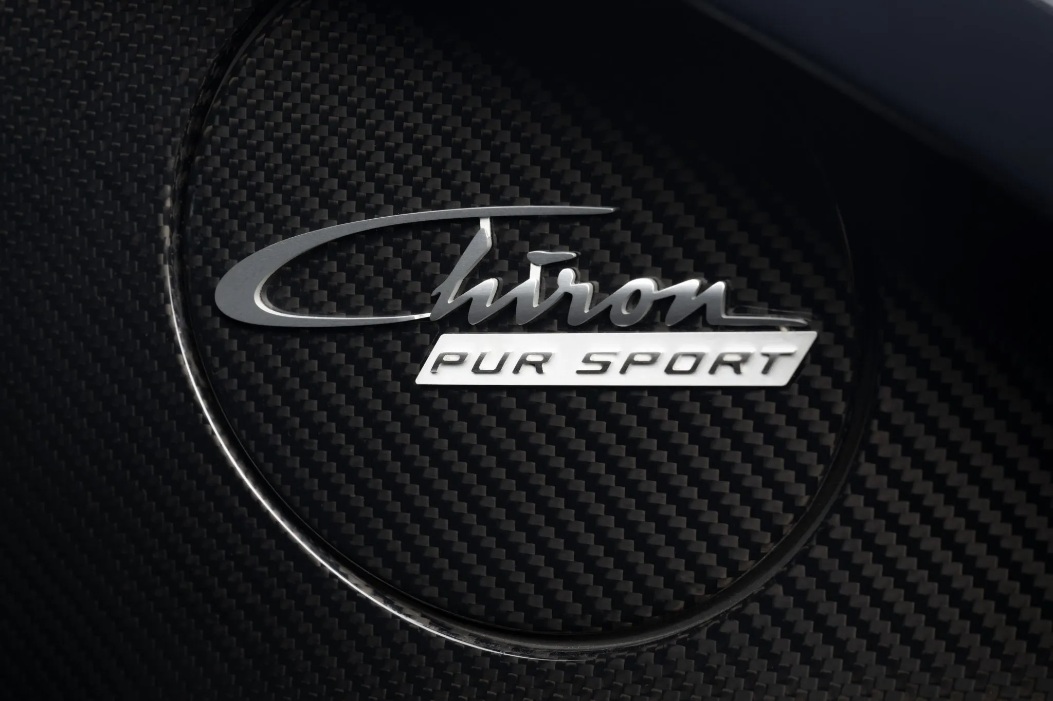 2022 Bugatti Chiron Pur Sport 8