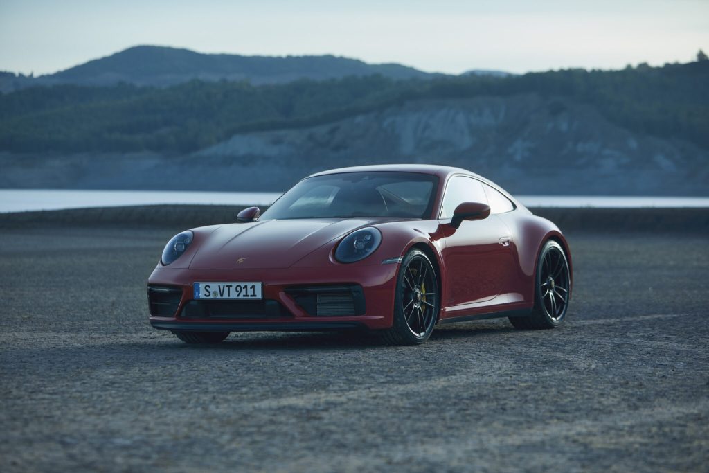 Porsche 911 992 - The Ultimate Guide