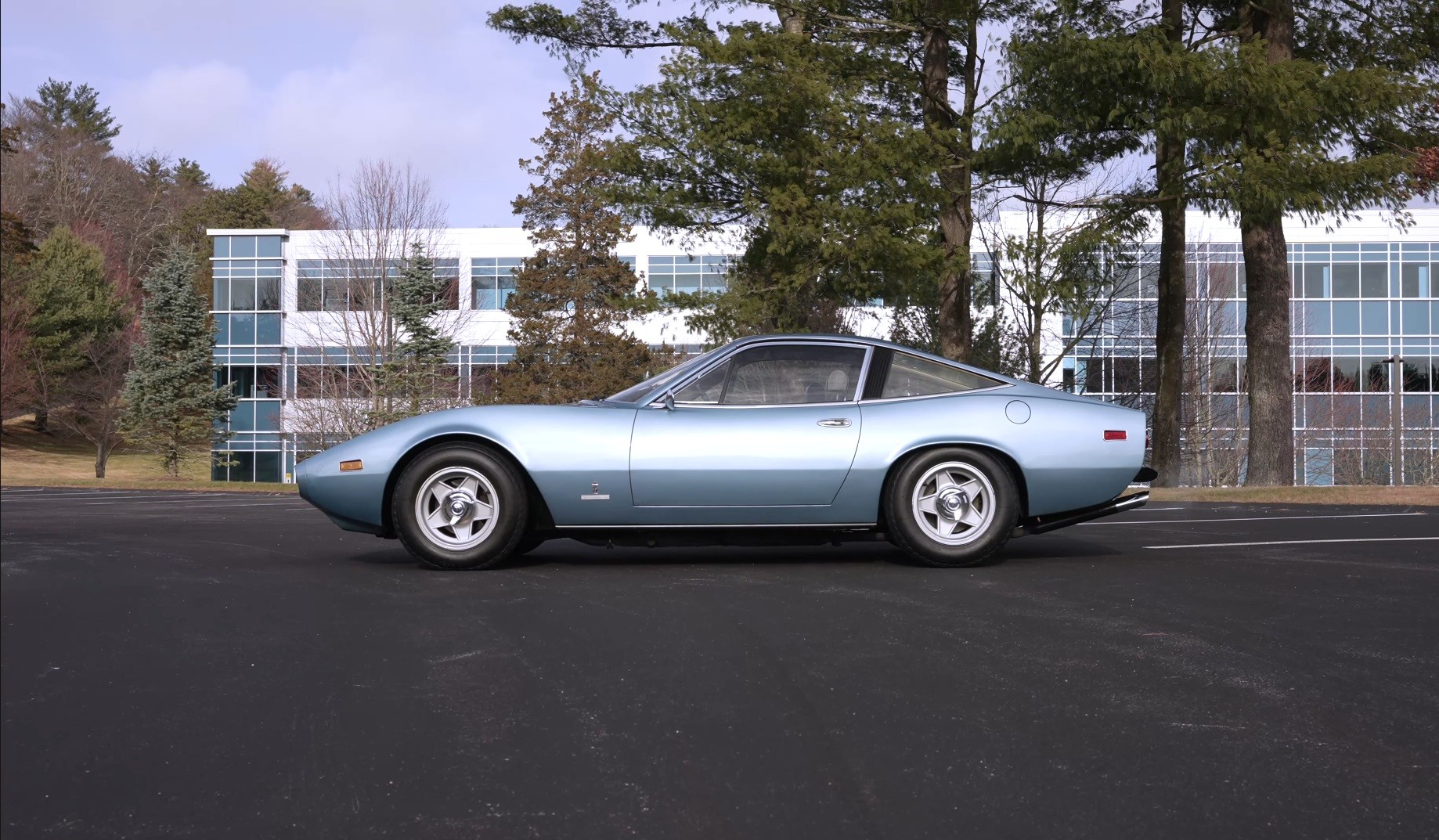 Driving a Ferrari 365 GTC/4