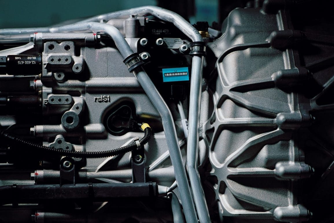 Bugatti Veyron's Engineering Genius