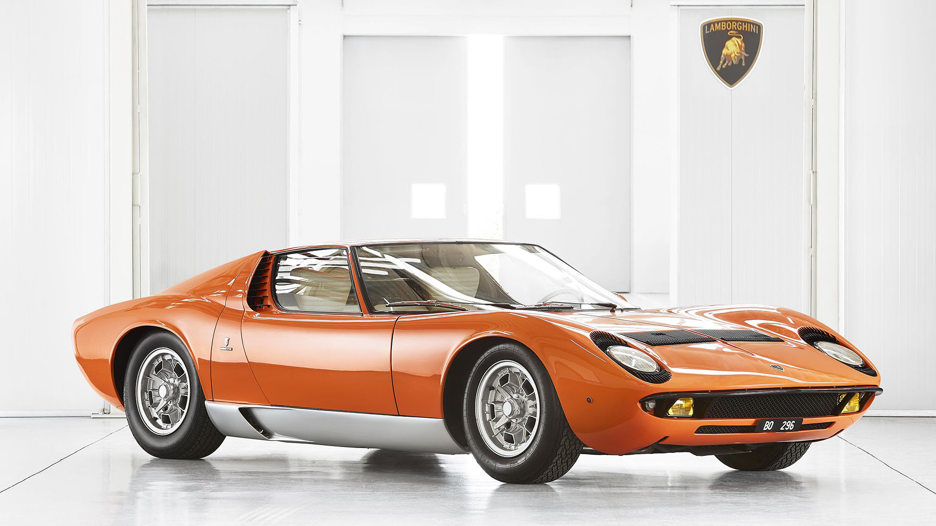 Lamborghini prepares a year-long celebration for the Miura's 60th